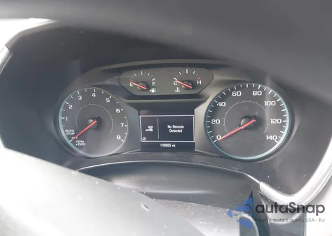 2018 Chevrolet Equinox Ls z USA, uszkodzony, nr VIN 2GNAXREV6J6335174